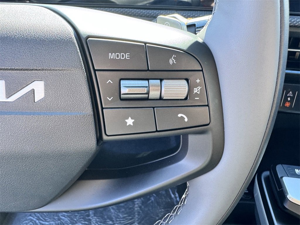 New 2025 Kia EV6 Wind image 14