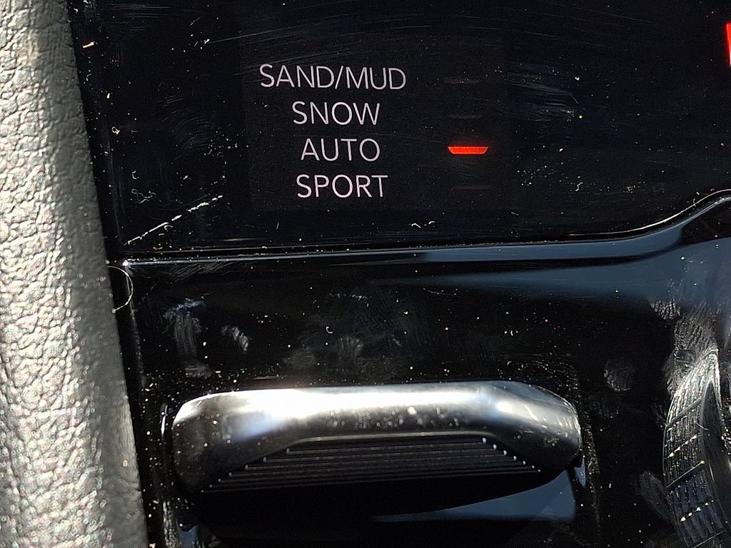 New 2026 Jeep Grand Cherokee Altitude AWD/4WD image 18