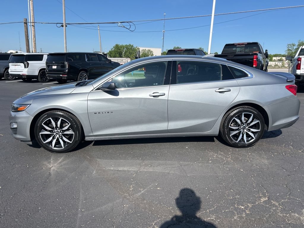 Used 2024 Chevrolet Malibu RS FWD image 15
