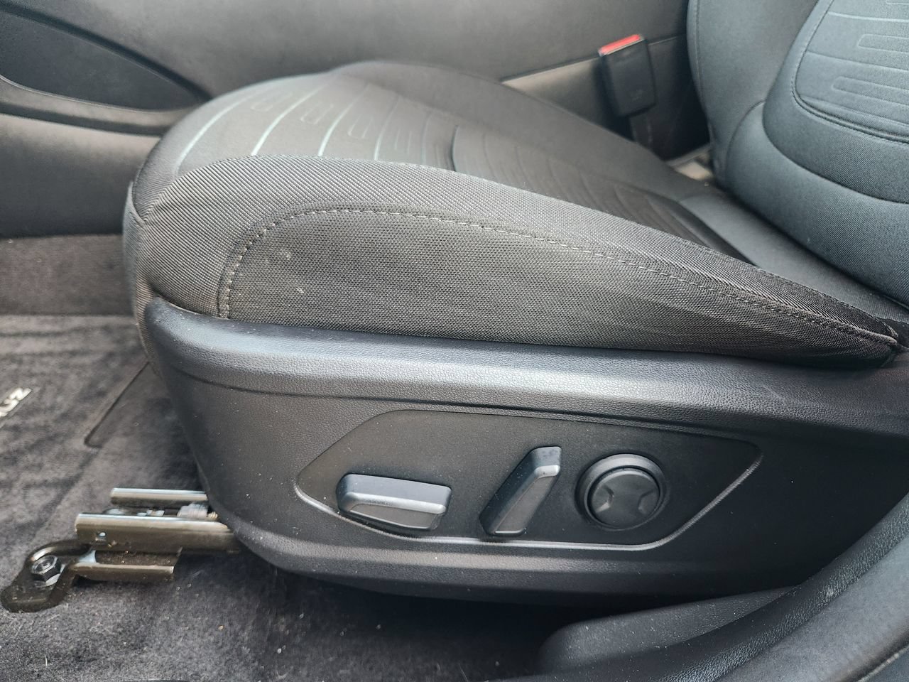 Used 2024 Hyundai Santa Cruz SEL FWD image 23