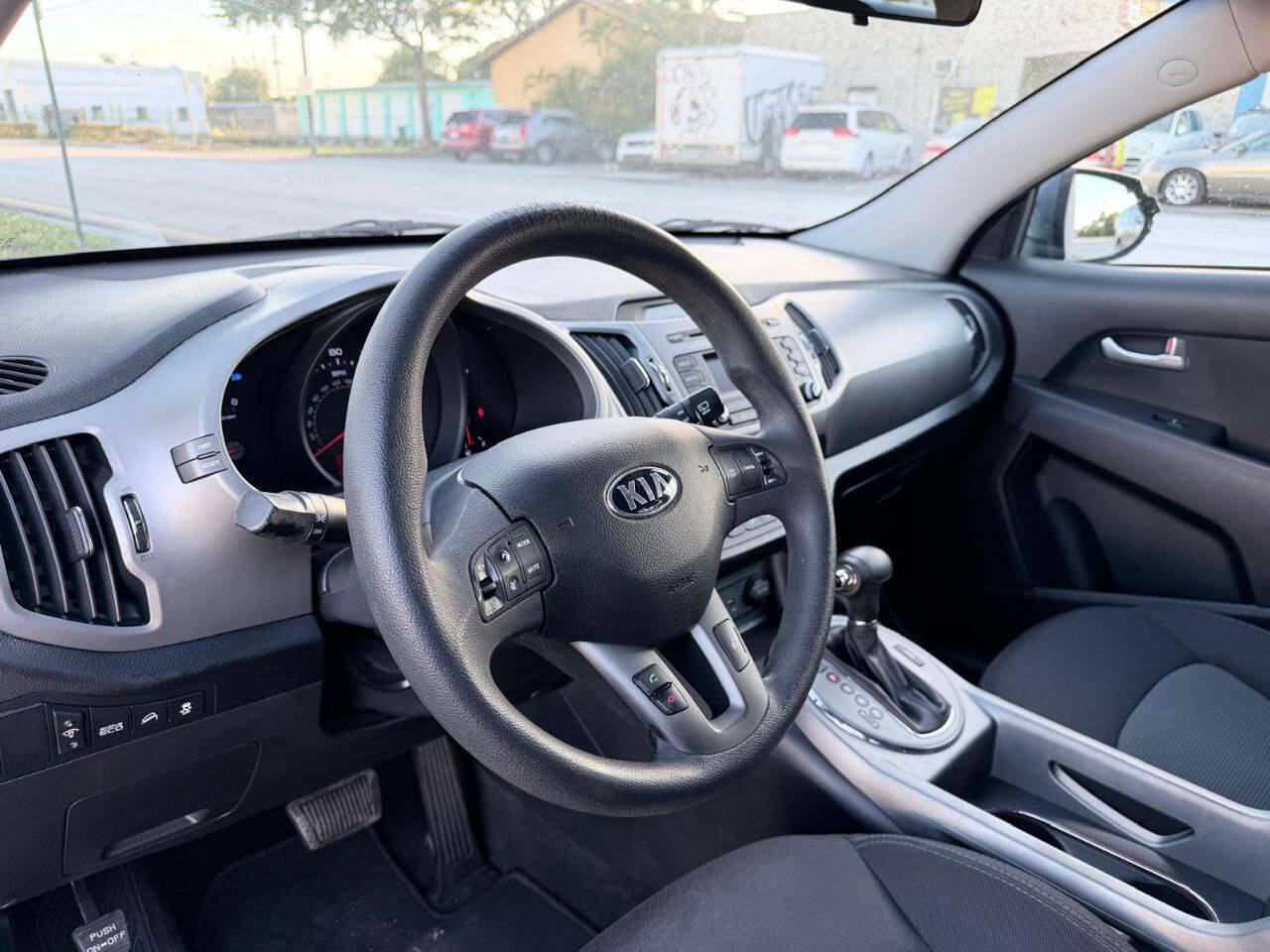 Used 2016 Kia Sportage LX image 11