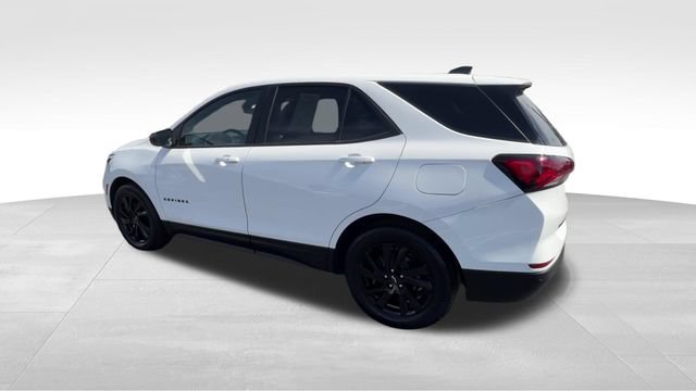 Certified 2024 Chevrolet Equinox LS w/ LS Convenience Package FWD image 4
