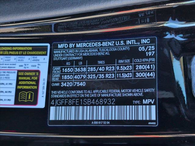 Used 2025 Mercedes-Benz GLS 580 4MATIC image 28
