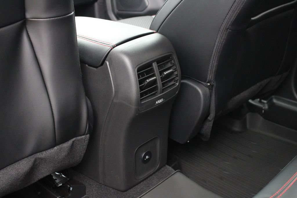 Used 2025 Ford Escape ST-Line w/ Tech Pack #1 AWD/4WD image 22