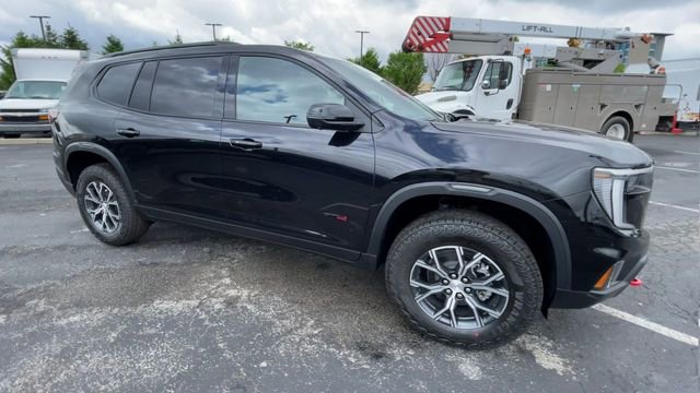 New 2026 GMC Acadia AT4 w/ Luxury Package AWD/4WD image 3