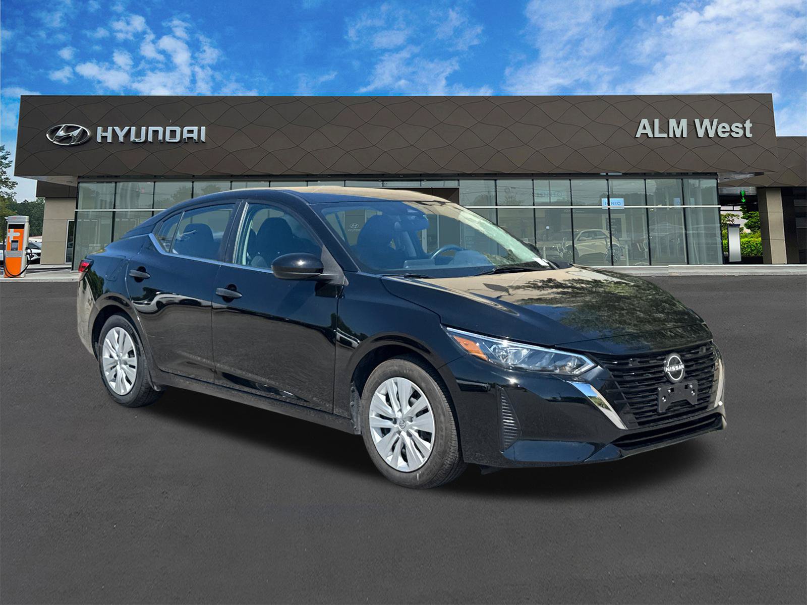 Used 2024 Nissan Sentra S FWD image 3