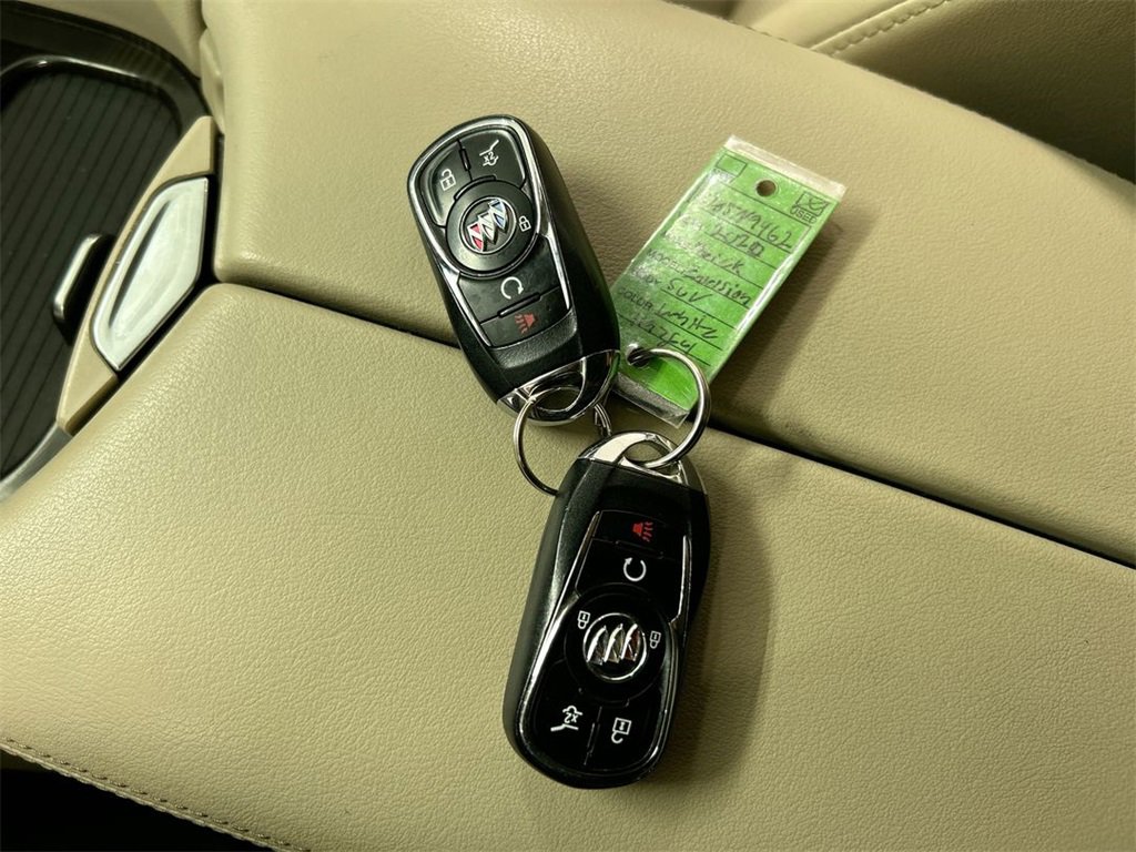 Used 2020 Buick Envision Essence w/ Experience Buick Package image 12