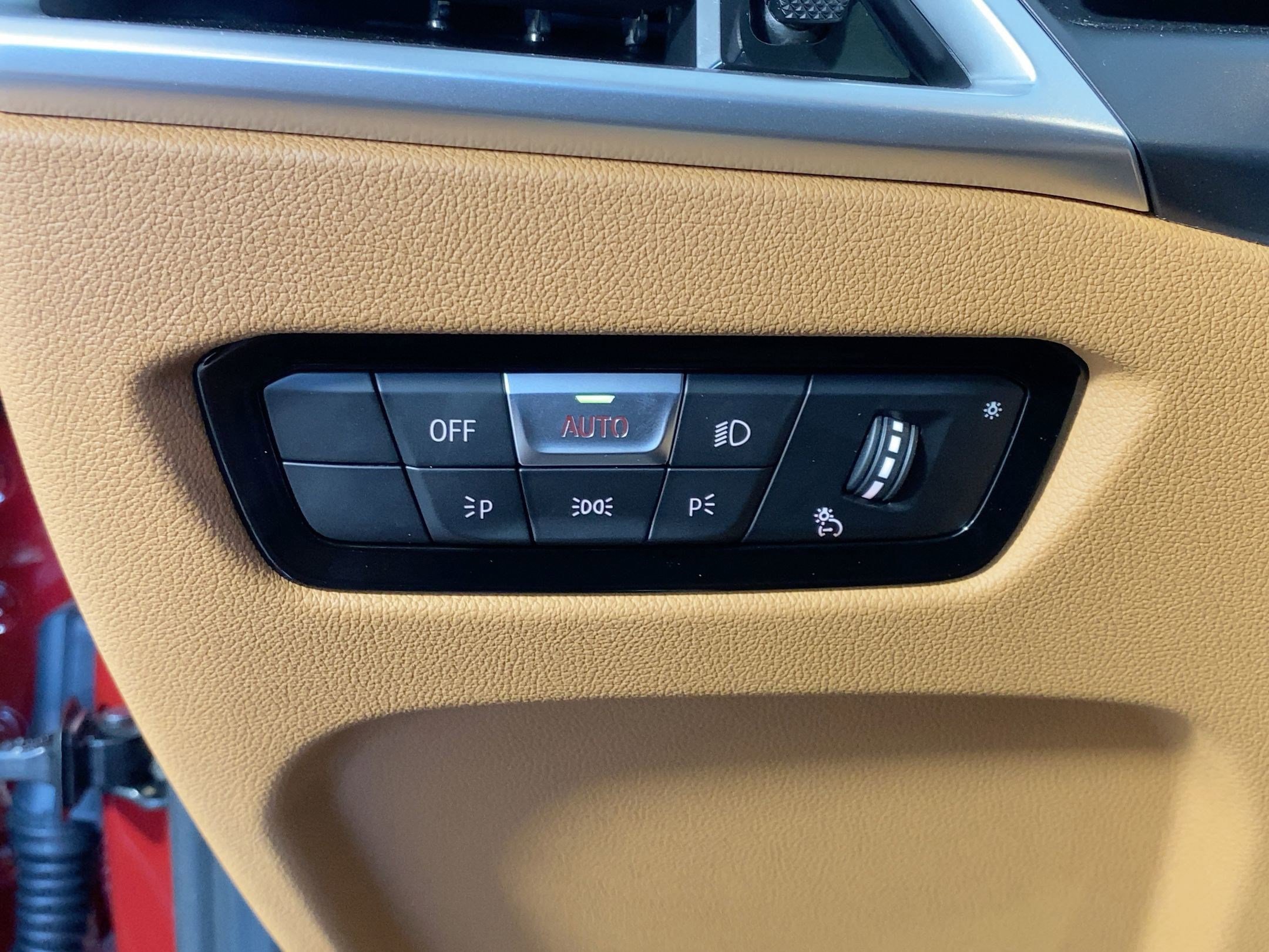 Used 2026 BMW 330i Sedan w/ M Sport Package image 27