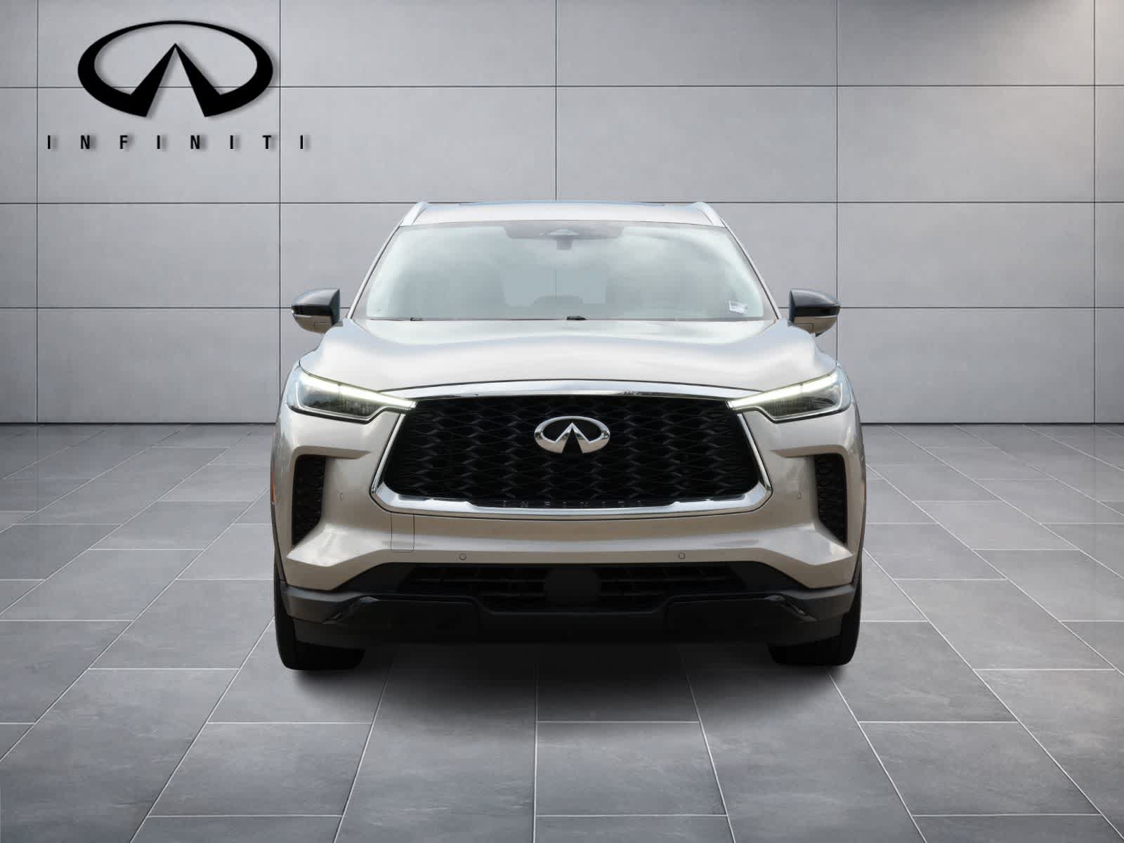 Certified 2023 INFINITI QX60 Luxe w/ Cargo Package AWD/4WD image 2