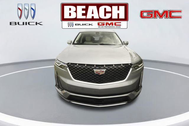 Used 2024 Cadillac XT6 Premium Luxury w/ Technology Package FWD image 8