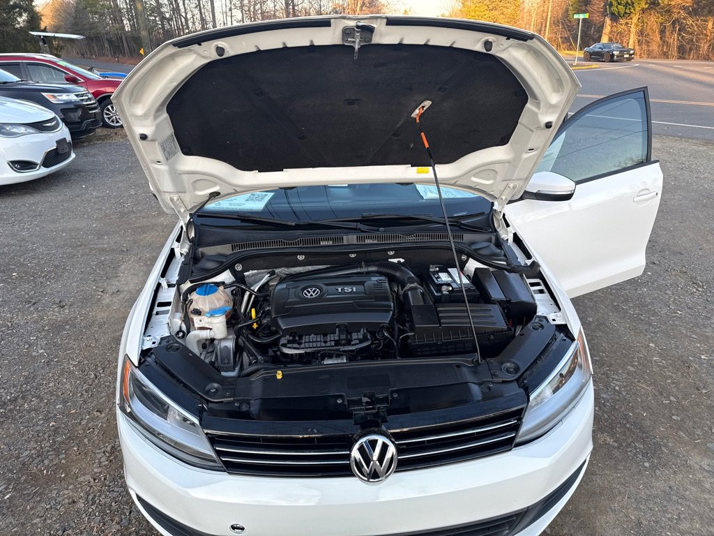 Used 2014 Volkswagen Jetta SE image 14