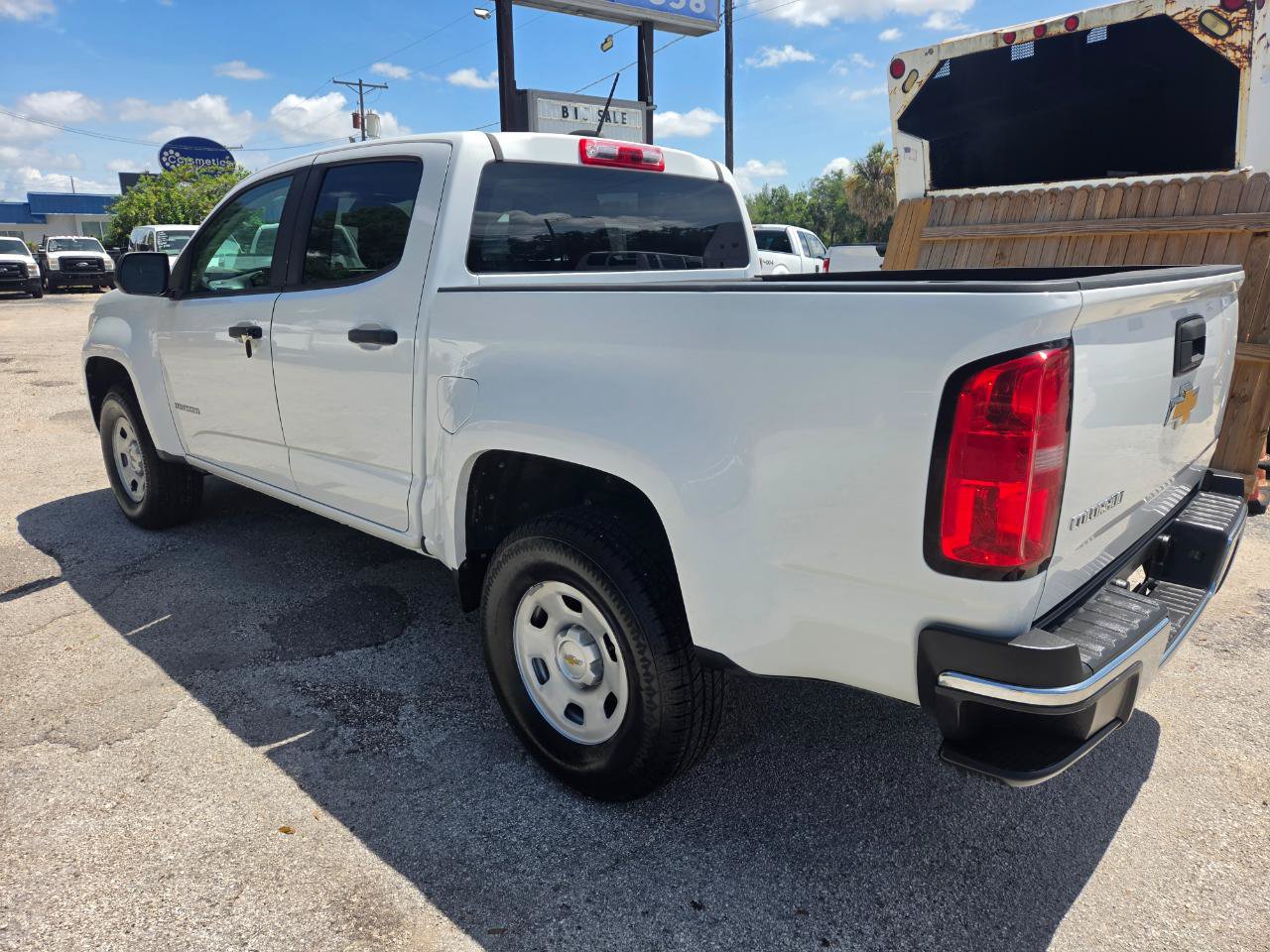Used 2019 Chevrolet Colorado W/T w/ WT Convenience Package RWD image 6