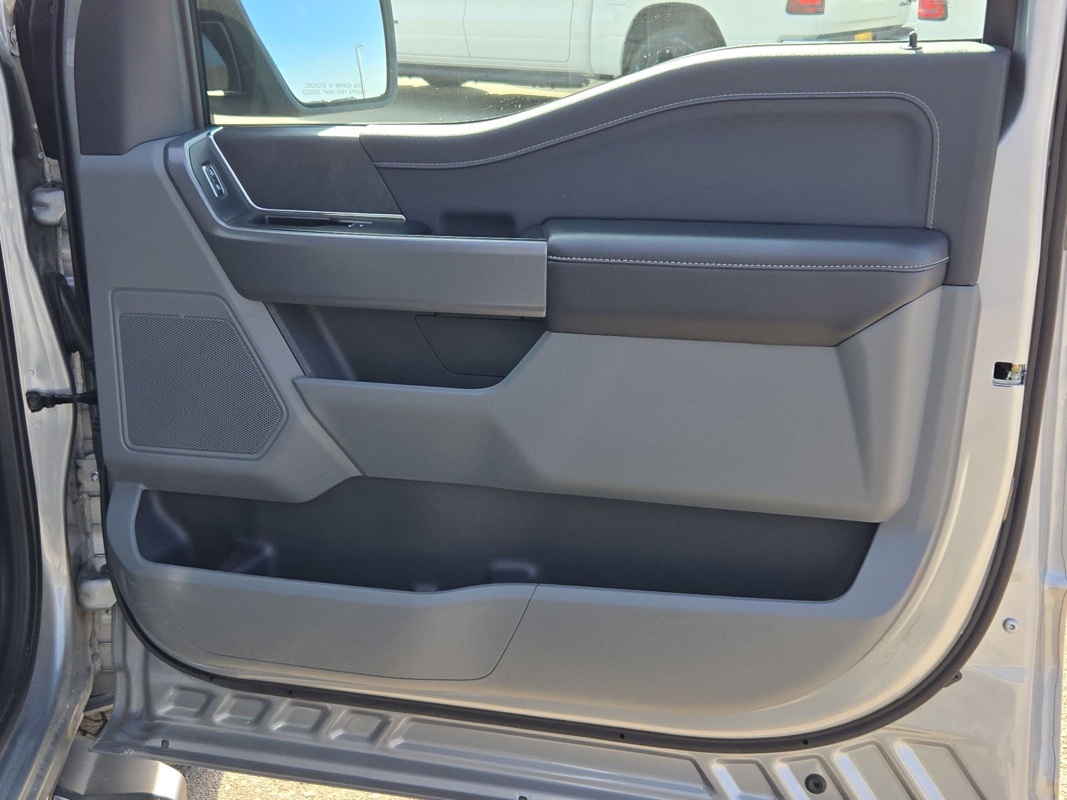 Used 2025 Ford F150 XLT w/ Equipment Group 301A Standard image 28