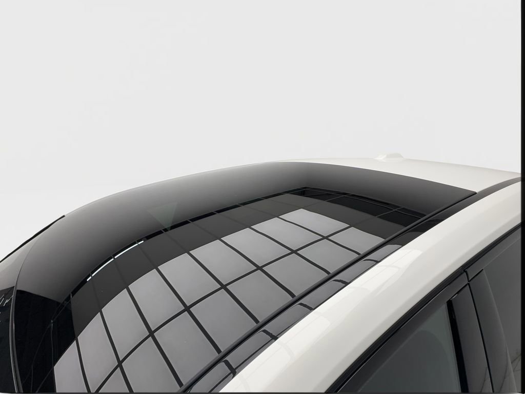 Used 2025 BMW X2 xDrive28i image 17