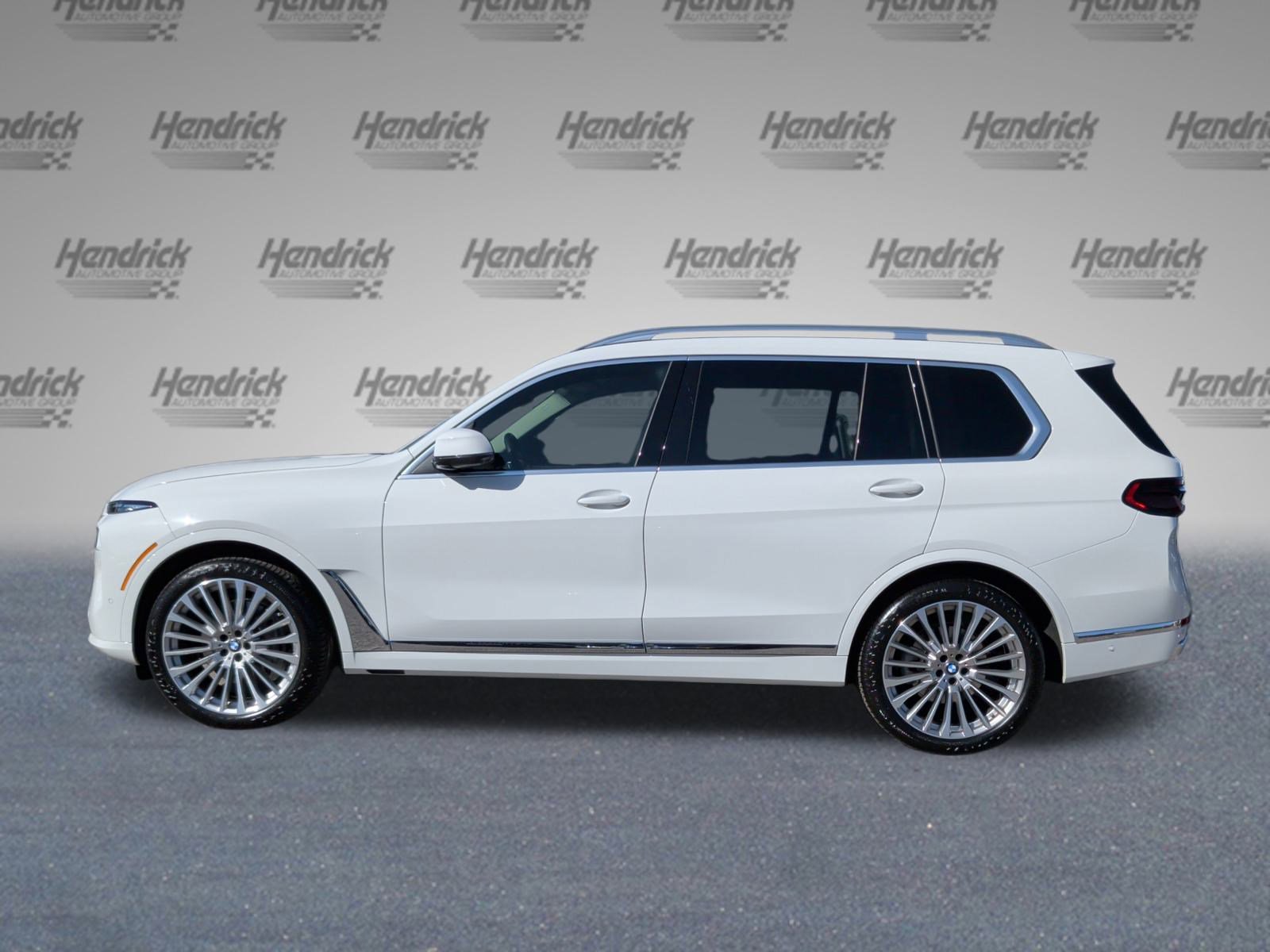 Certified 2025 BMW X7 xDrive40i w/ Premium Package image 7