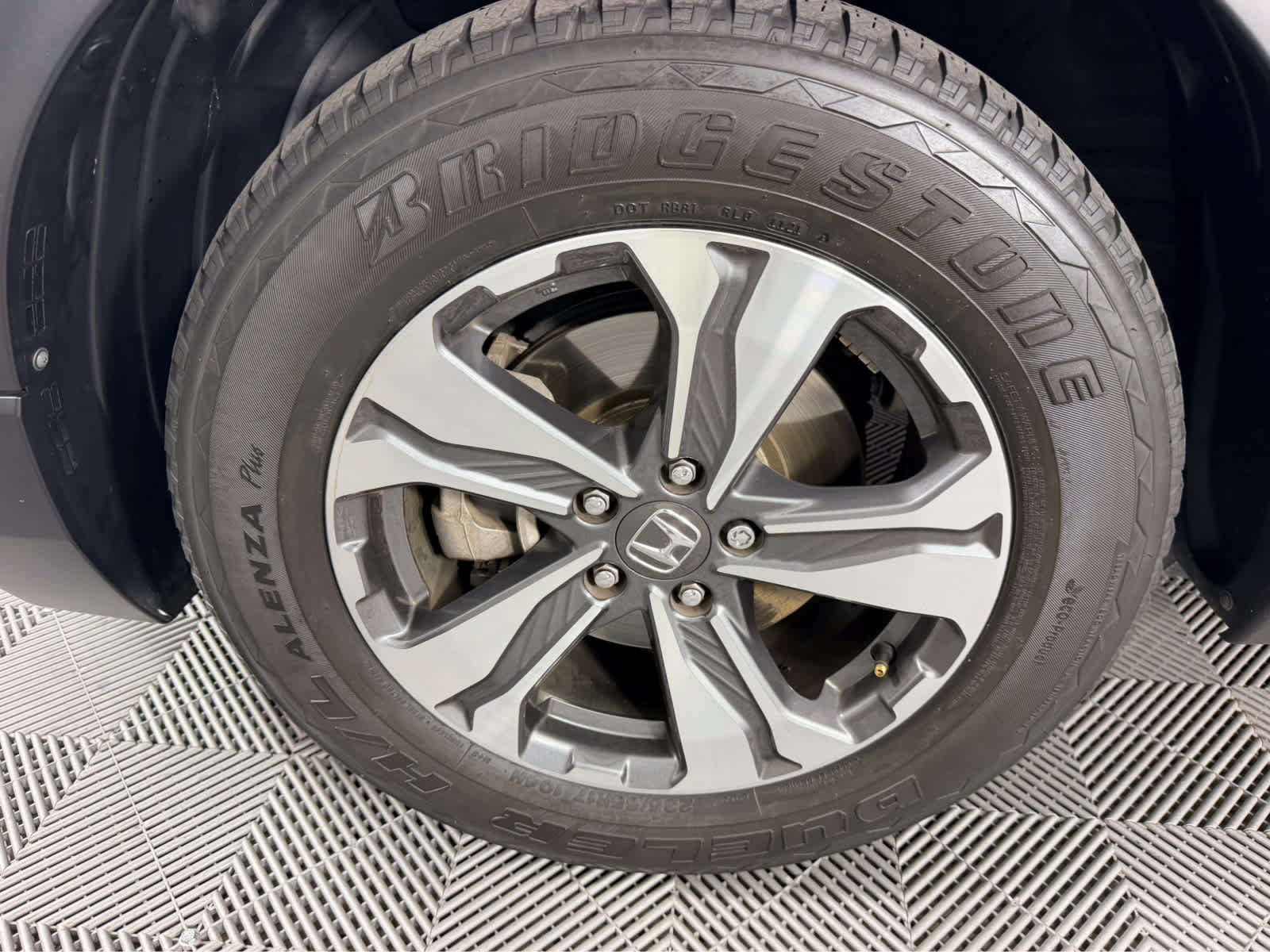 Used 2018 Honda CR-V LX image 9