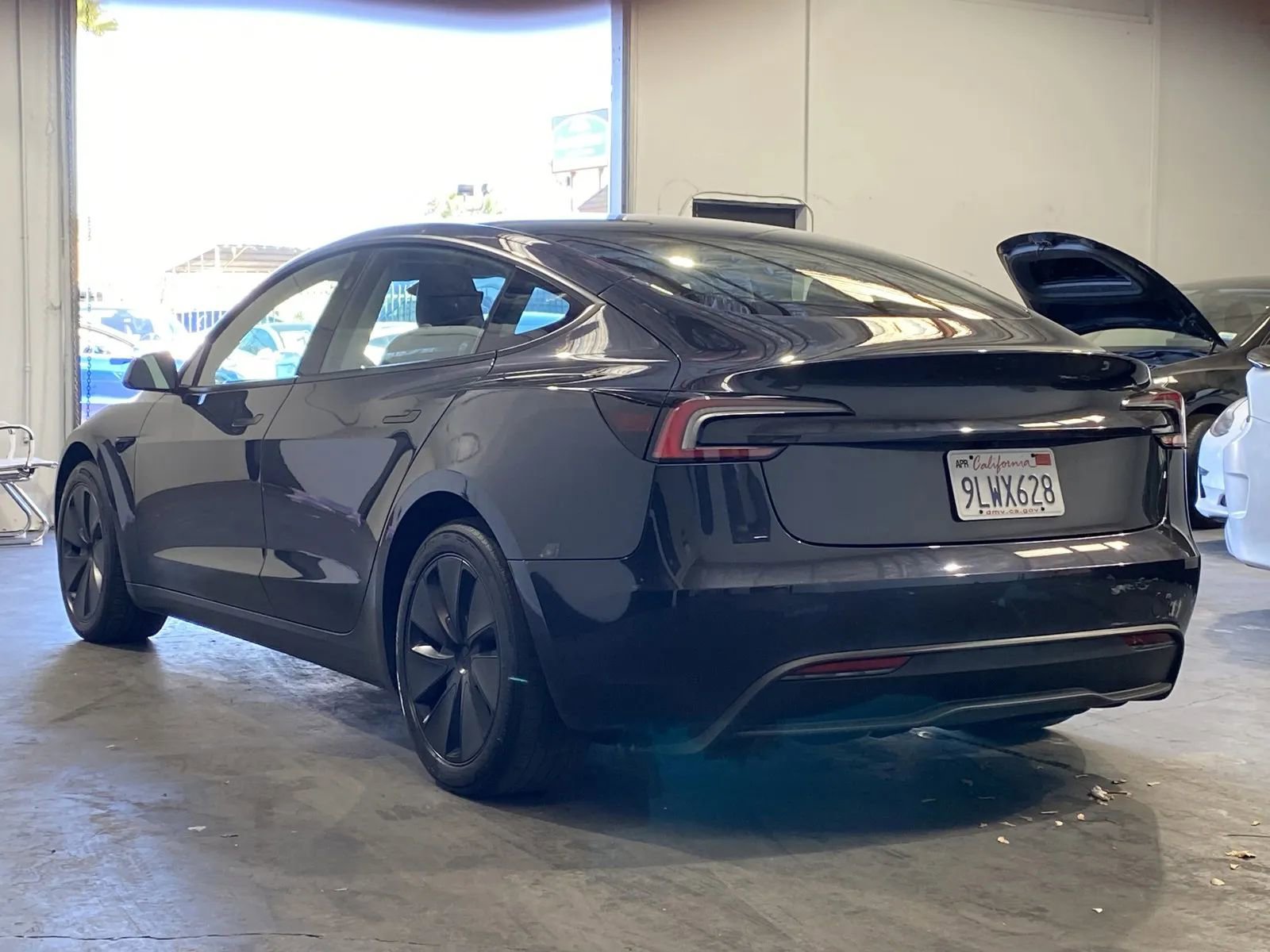 Used 2024 Tesla Model 3 image 2