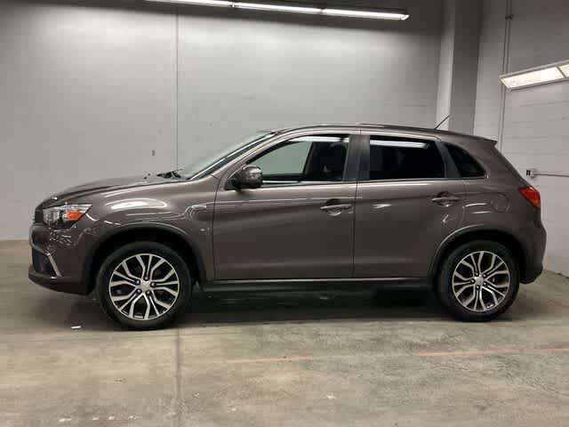 Used 2016 Mitsubishi Outlander Sport ES AWD/4WD image 2