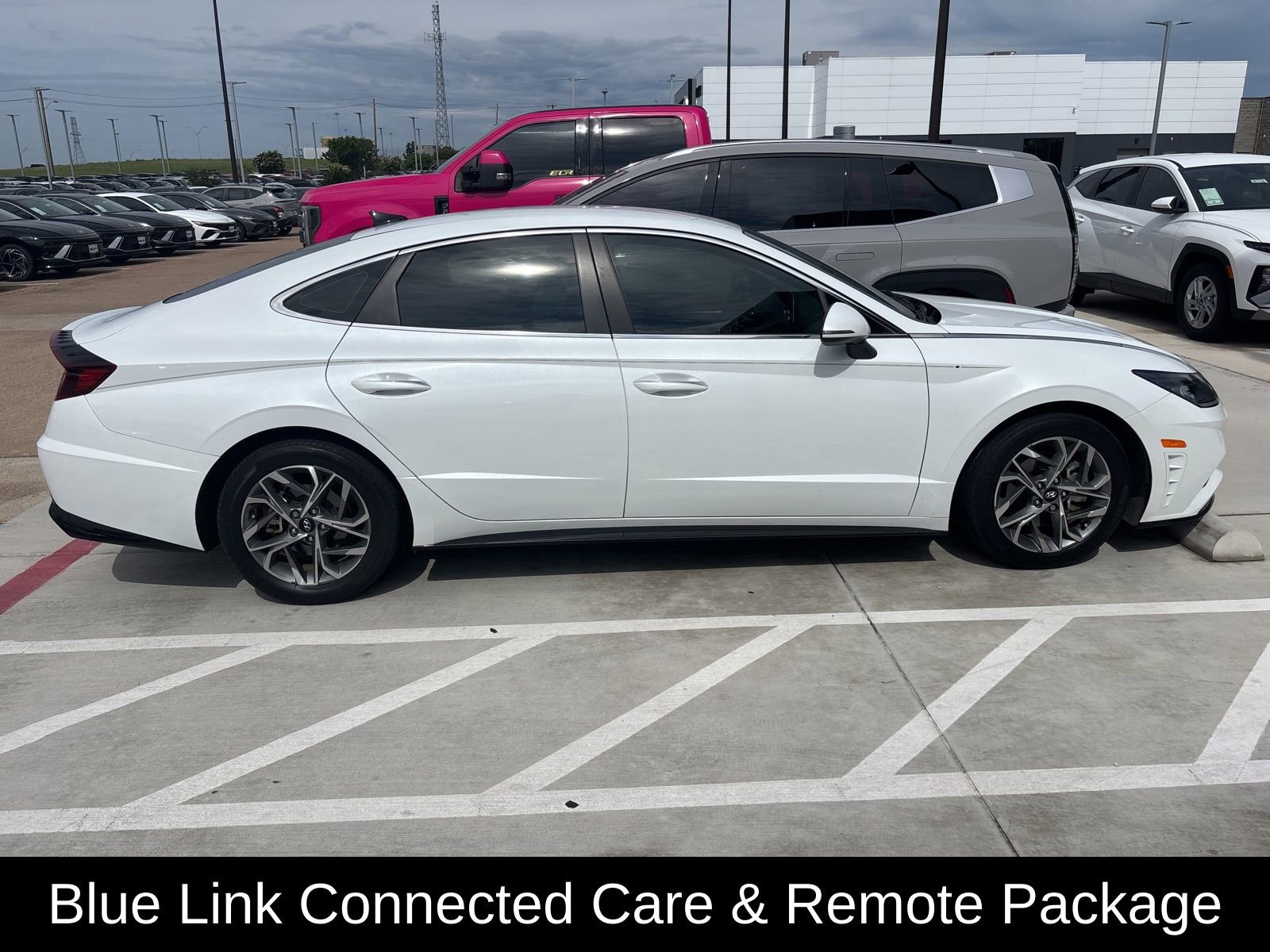 Used 2020 Hyundai Sonata SEL w/ Convenience Package FWD image 5