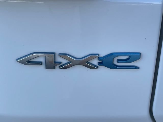 Used 2024 Jeep Wrangler Unlimited Sahara AWD/4WD image 3