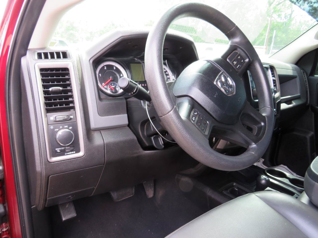Used 2018 RAM 3500 Tradesman w/ Chrome Appearance Group AWD/4WD image 7