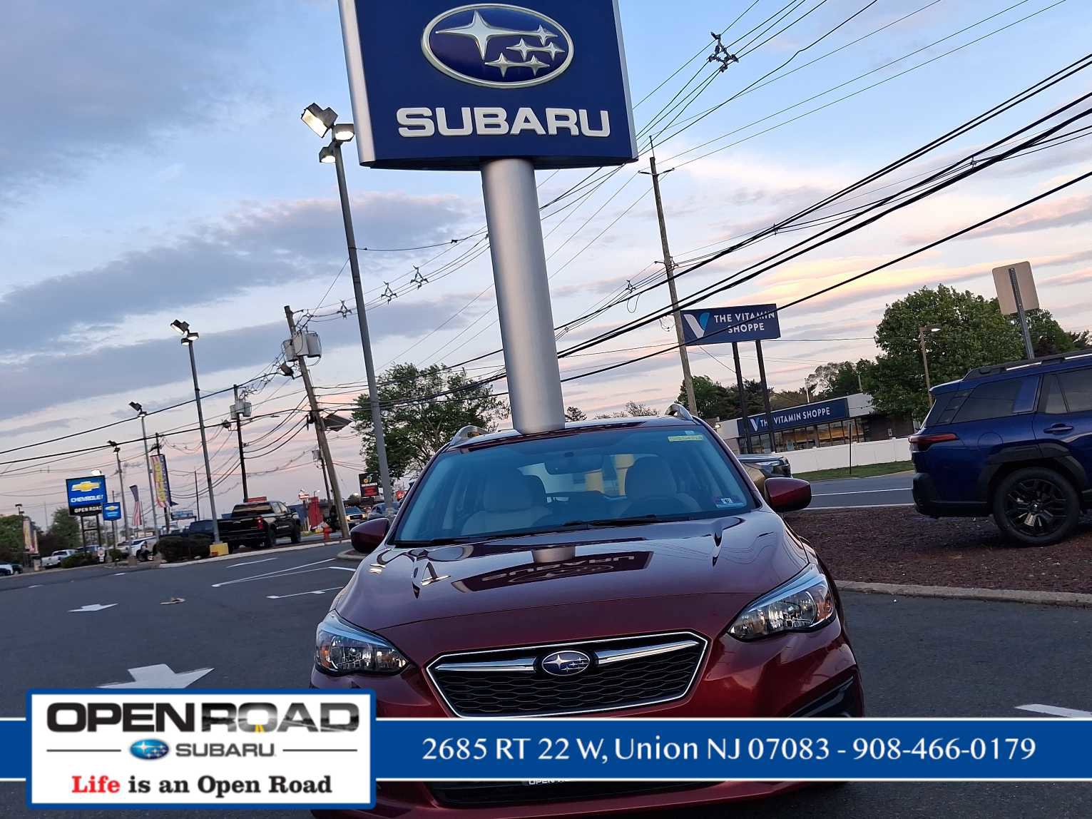 Used 2017 Subaru Impreza 2.0i Premium AWD/4WD image 2