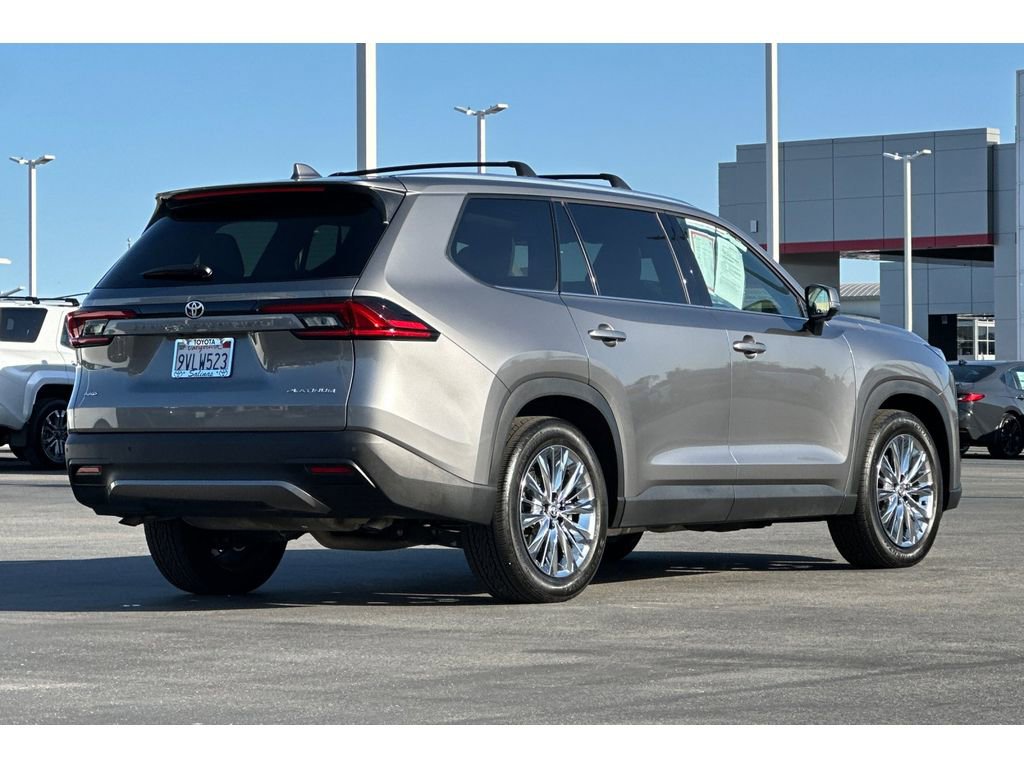 Certified 2025 Toyota Grand Highlander AWD image 4