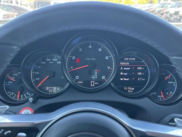 Used 2016 Porsche Cayenne AWD/4WD image 36