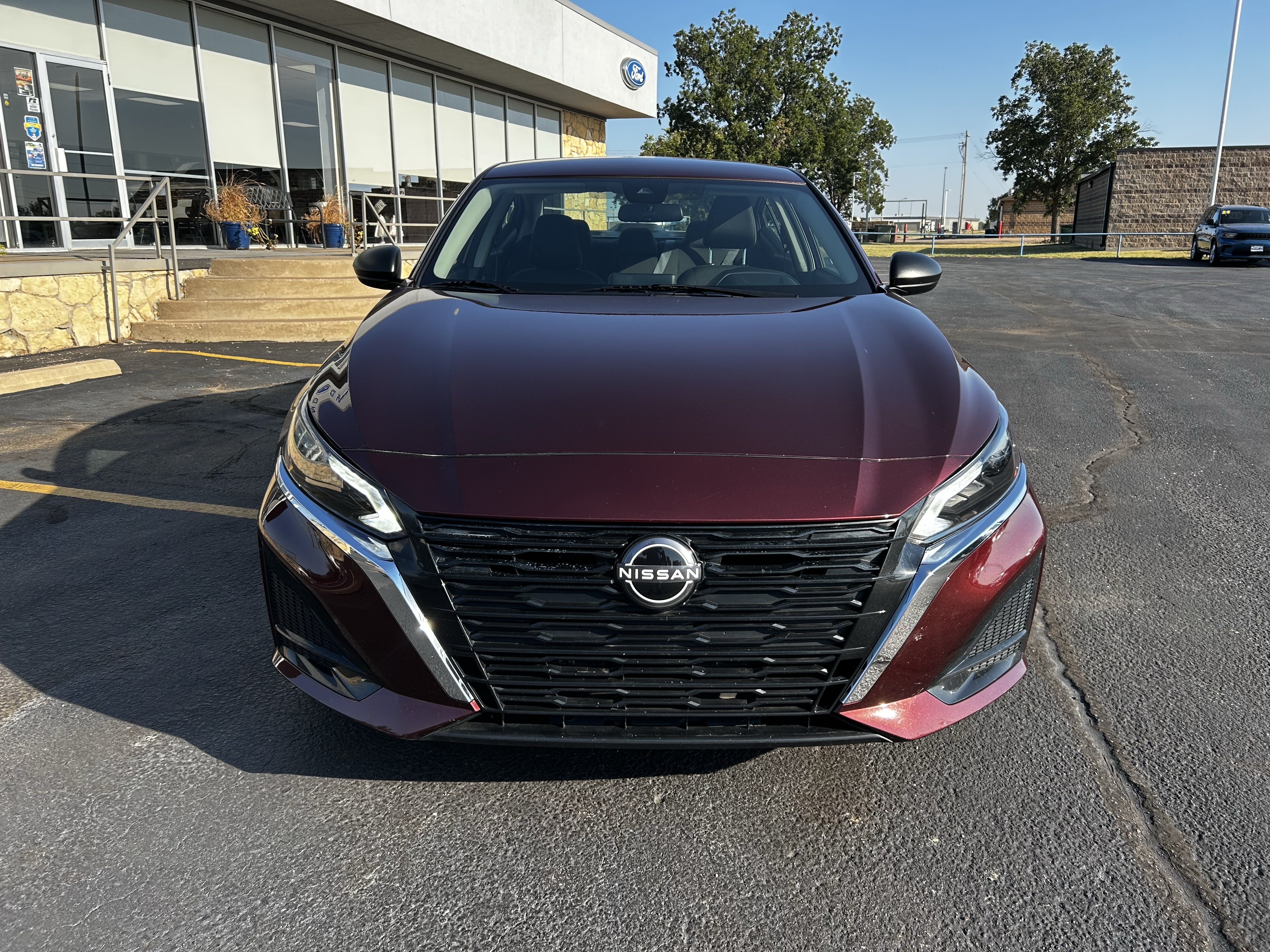 Used 2025 Nissan Altima 2.5 SV FWD image 5