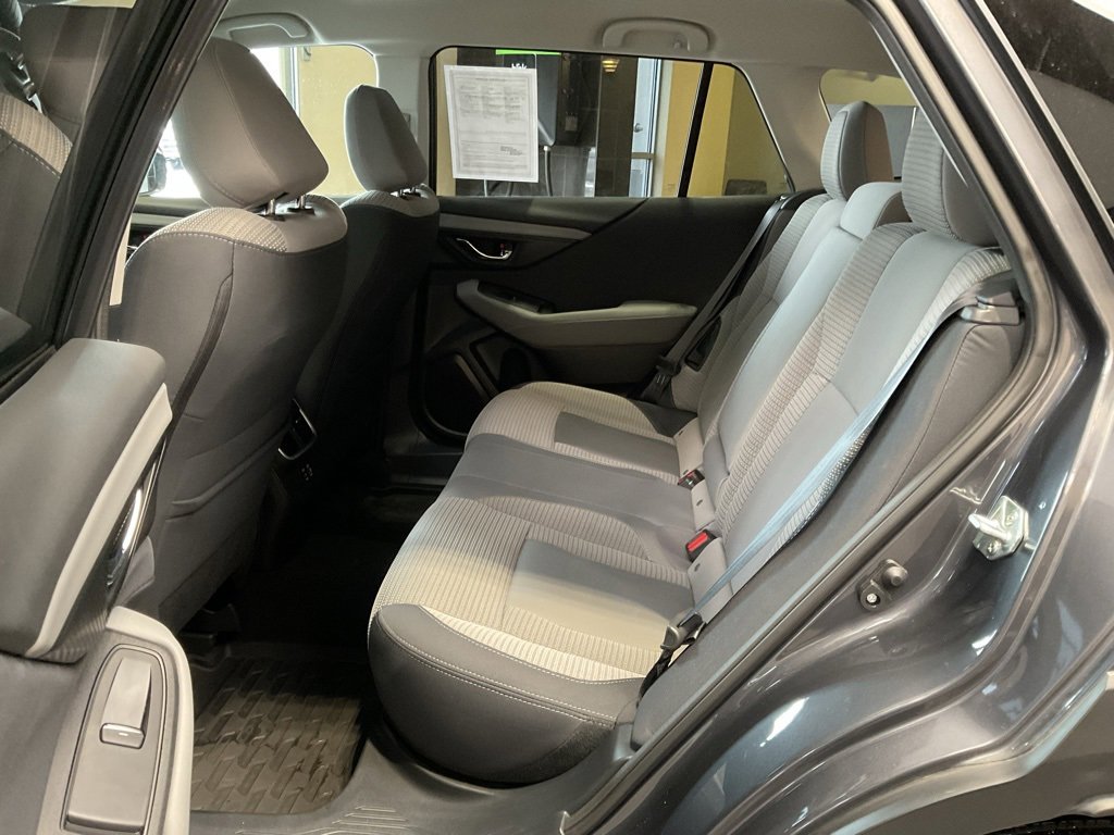 Used 2024 Subaru Outback Premium image 20