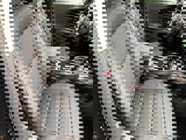 New 2026 Lincoln Nautilus Reserve w/ Jet Appearance Package image 18