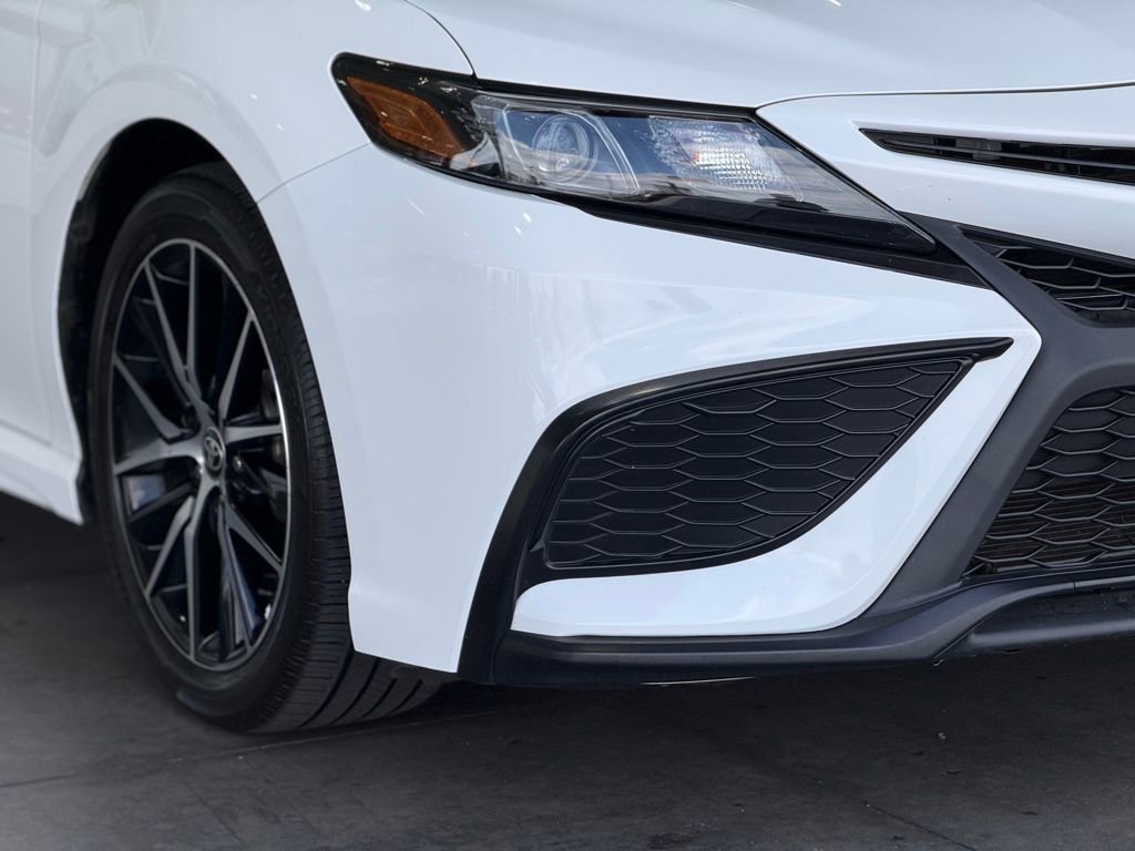 Certified 2024 Toyota Camry SE w/ Convenience Package image 9