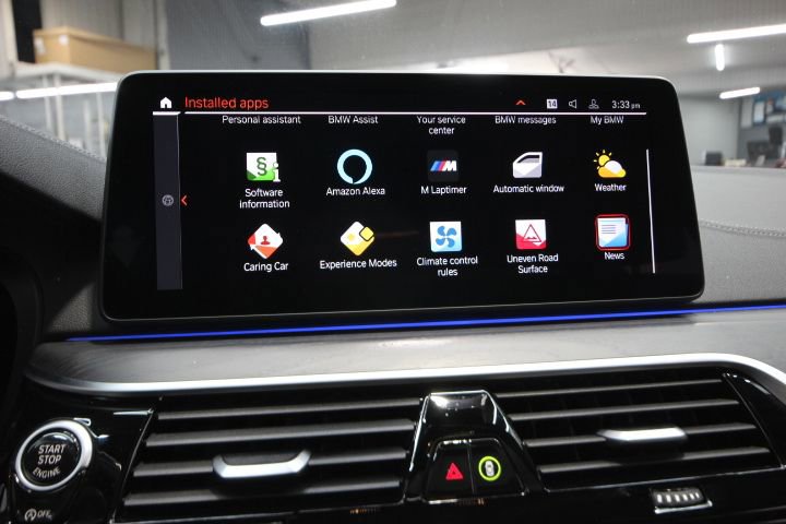 Used 2023 BMW M550i xDrive w/ Executive Package image 34