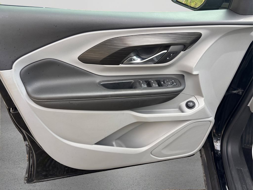 Used 2022 GMC Terrain SLE w/ Driver Convenience Package image 25