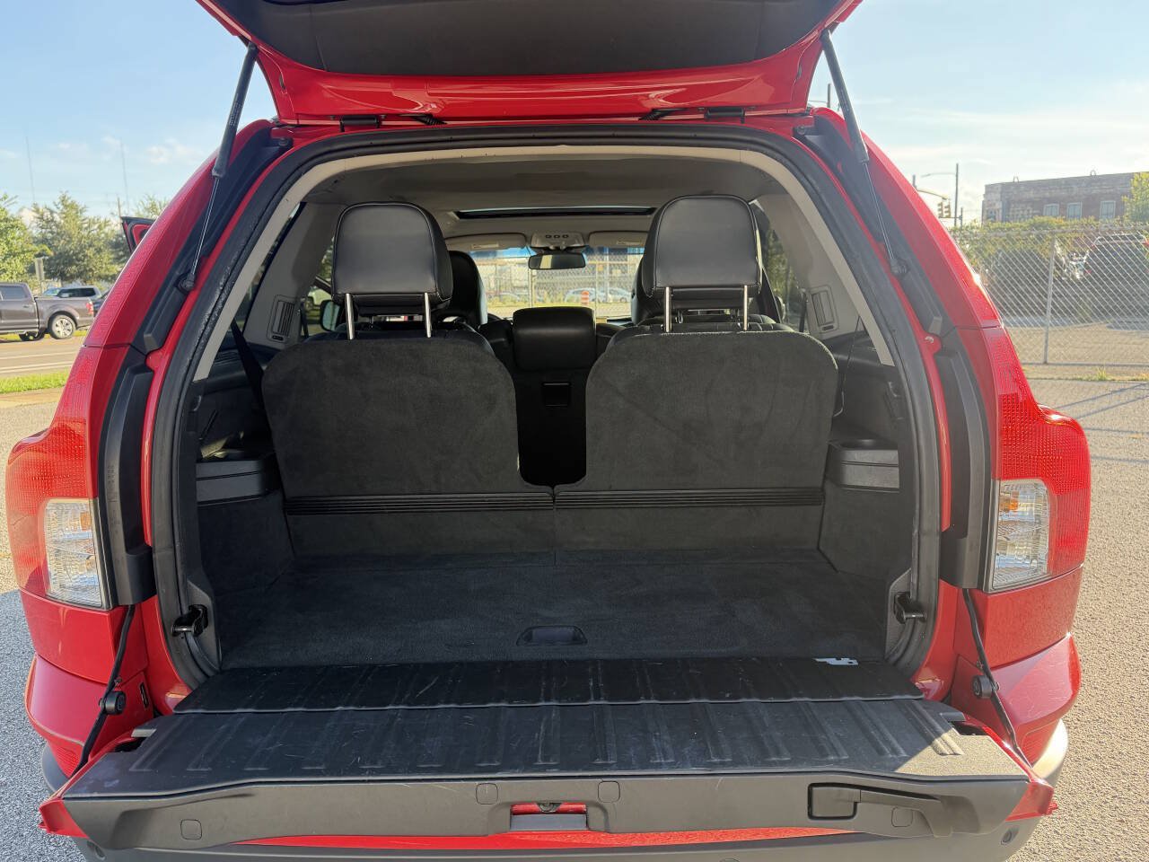 Used 2011 Volvo XC90 3.2 R-Design AWD/4WD image 21