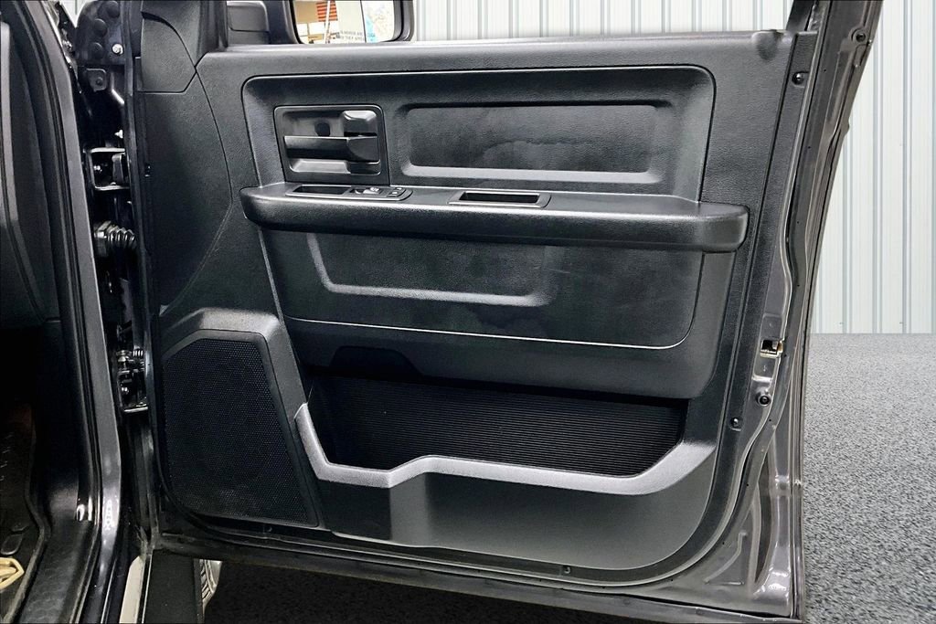 Used 2018 RAM 1500 Express image 27