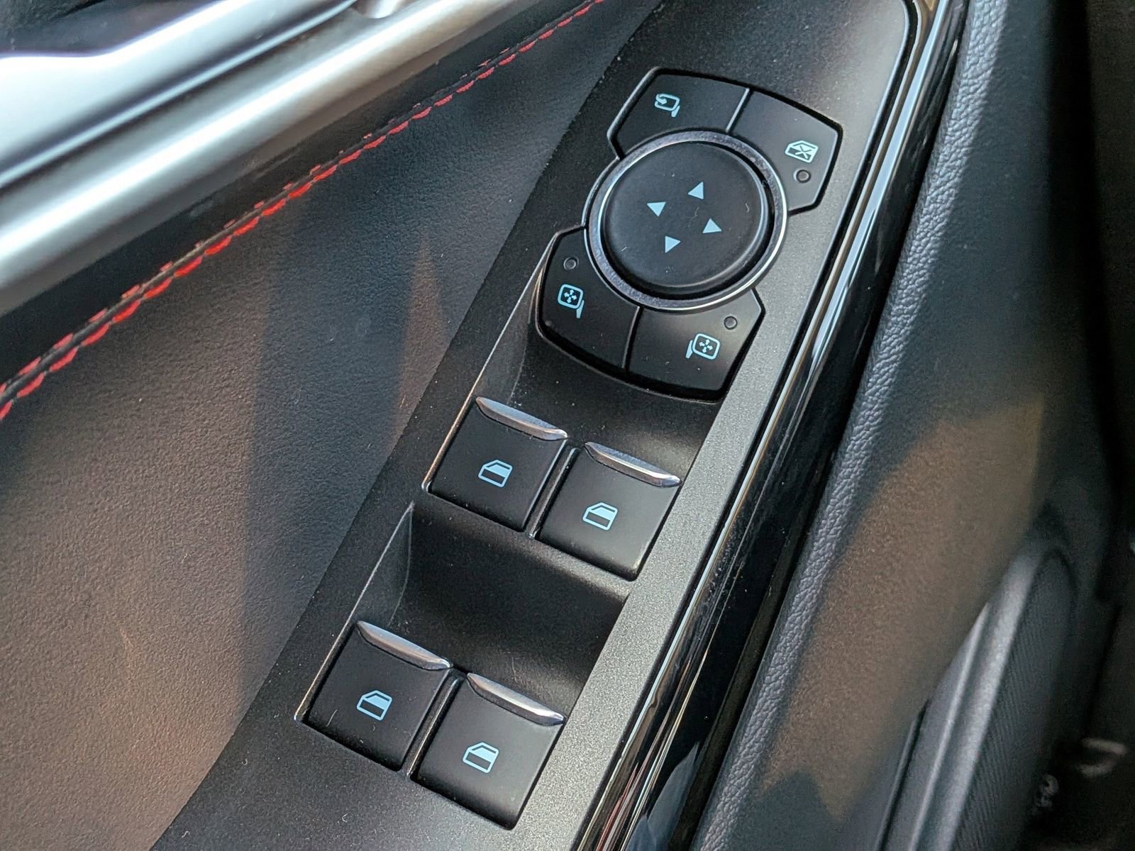 Certified 2023 Ford Explorer ST-Line w/ Class IV Trailer Tow Package AWD/4WD image 29