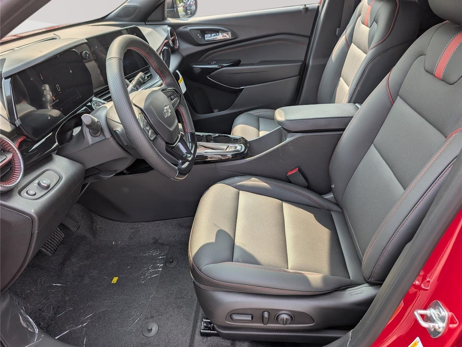 New 2026 Chevrolet Trax RS w/ Driver Confidence Package FWD image 13
