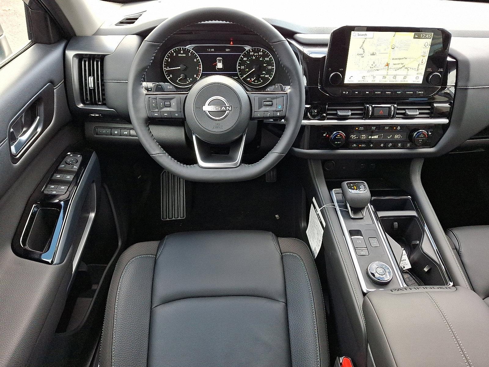 New 2025 Nissan Pathfinder SL image 7