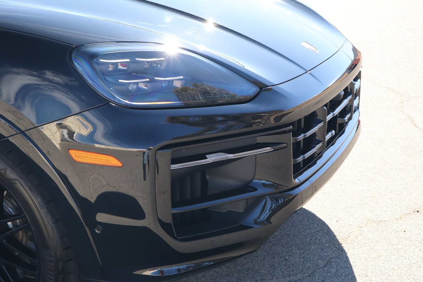 Used 2026 Porsche Cayenne GTS AWD/4WD image 9