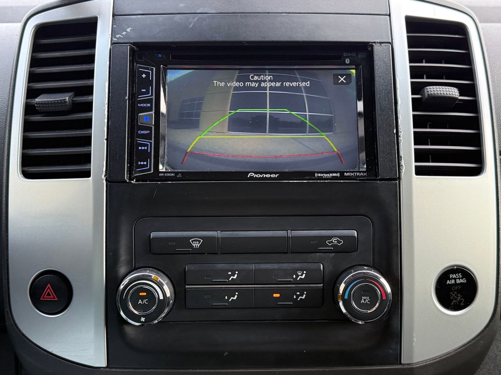 Used 2013 Nissan Frontier Desert Runner image 30