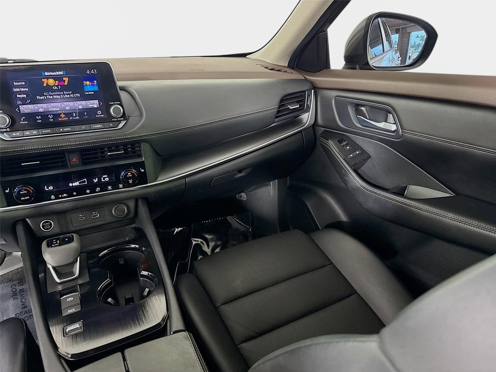 Certified 2023 Nissan Rogue SV w/ SV Premium B Package FWD image 24