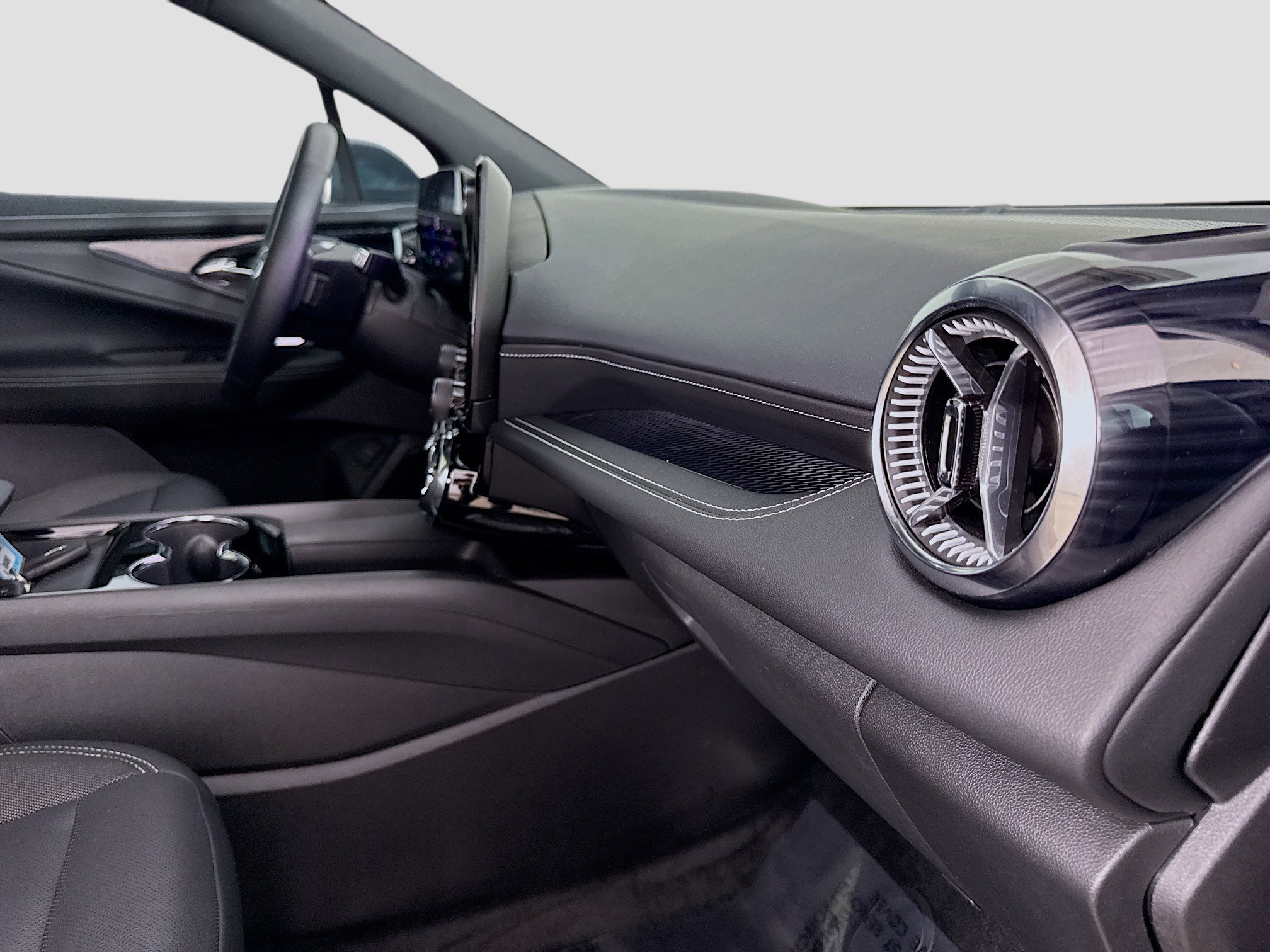 Used 2024 Chevrolet Blazer EV LT image 31