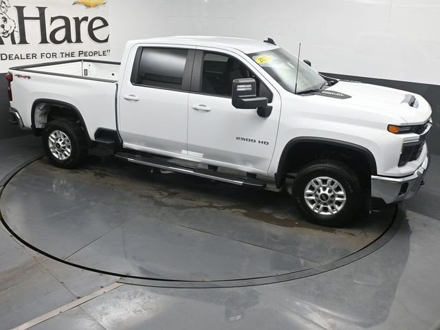 Used 2025 Chevrolet Silverado 2500 LT w/ Convenience Package image 47