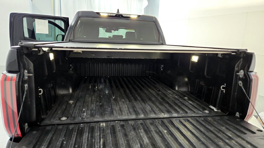 Certified 2022 Toyota Tundra Platinum AWD/4WD image 19