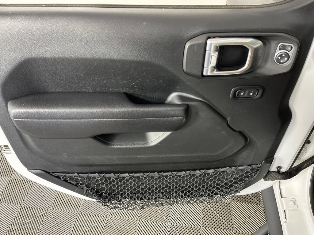 Used 2018 Jeep Wrangler Unlimited Sport S AWD/4WD image 26