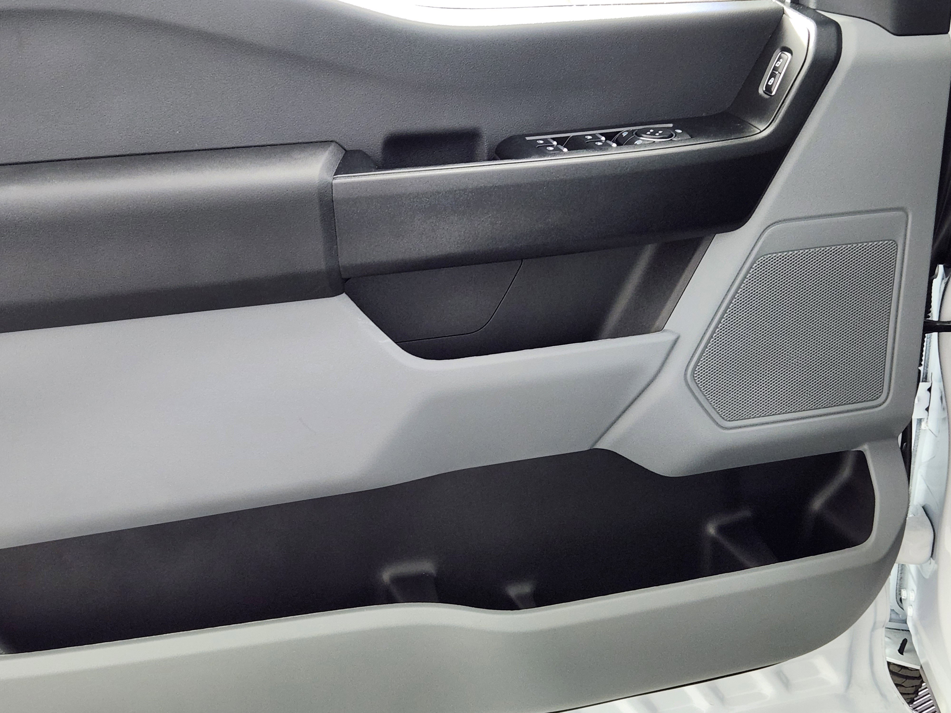 New 2026 Ford F250 XL w/ FX4 Off-Road Package image 14