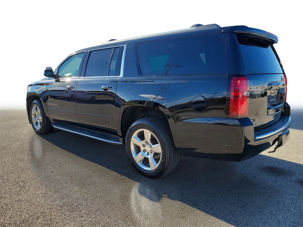 Used 2017 Chevrolet Suburban Premier image 3
