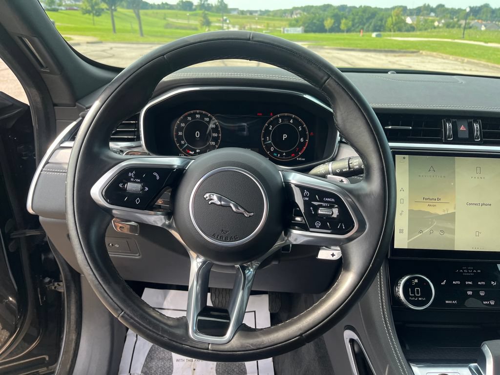 Used 2024 Jaguar F-PACE R-Dynamic S AWD/4WD image 16