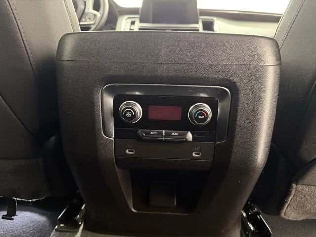 Used 2022 Chevrolet Tahoe LS image 30